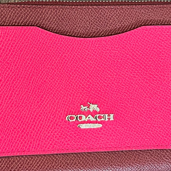 NWOT COACH - Pink and Maroon Wristlet - Picture 2 of 7